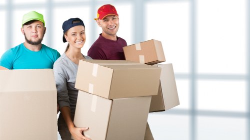 Transport van suited to removals and furniture pick-up
