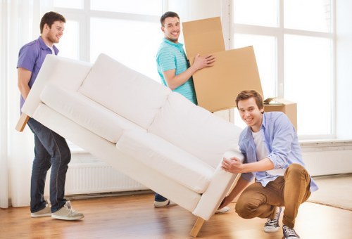 Local removal van ready for a Surrey Quays house or flat move