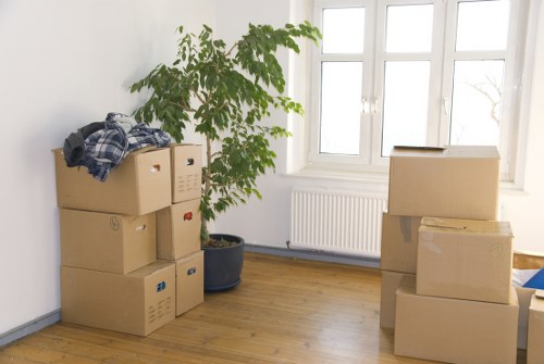 Local moving van planning for Surrey Quays flats and apartments