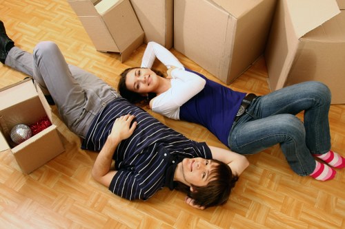 Moving support near Canada Water and Surrey Quays buildings