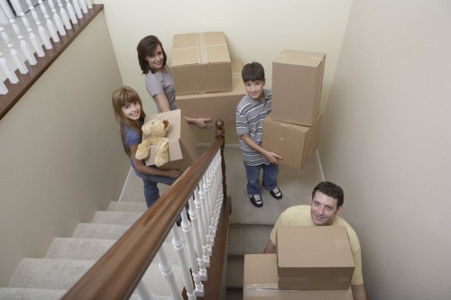 Moving truck supporting apartment and business moves in Surrey Quays